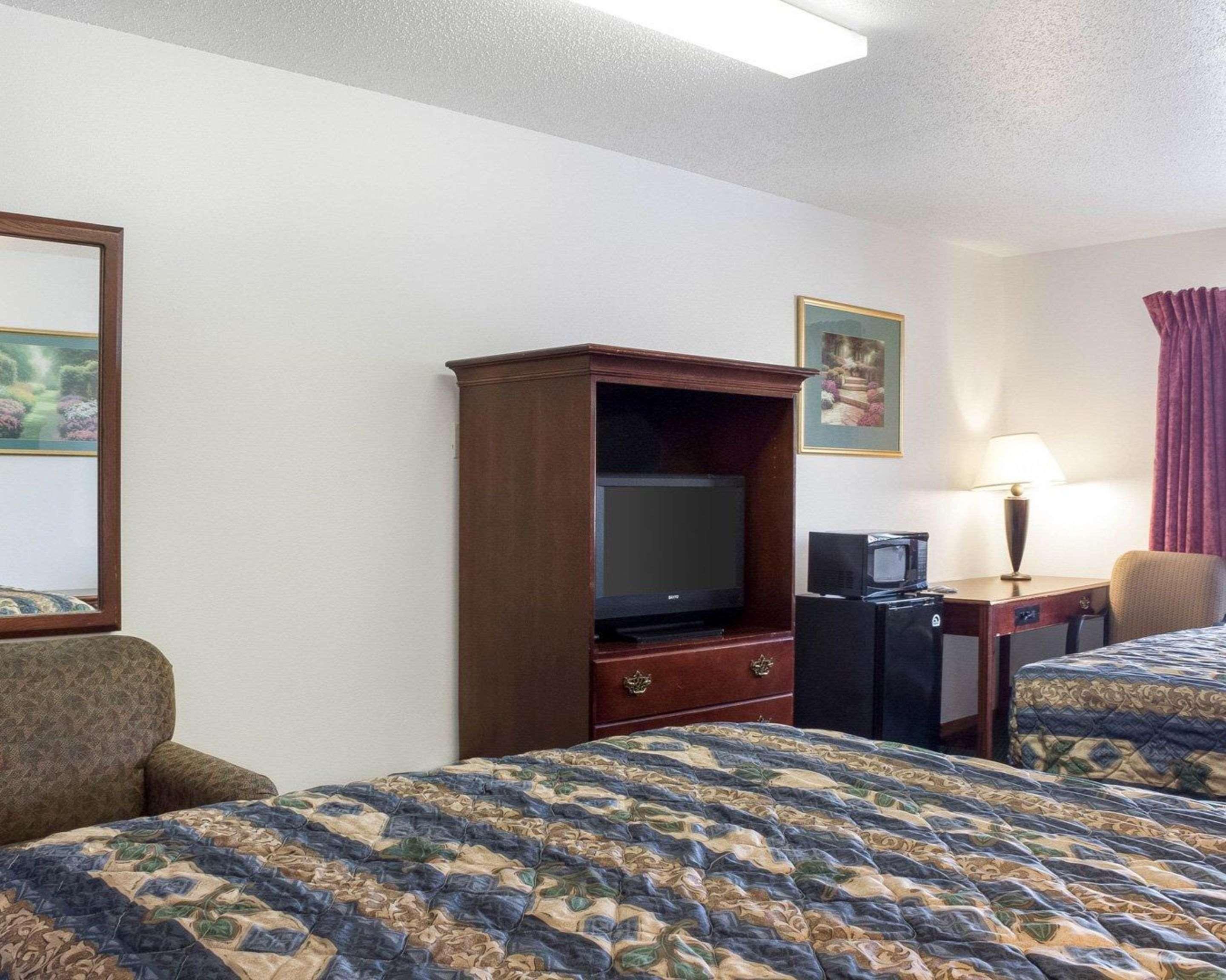 Rodeway Inn West Fargo Zewnętrze zdjęcie