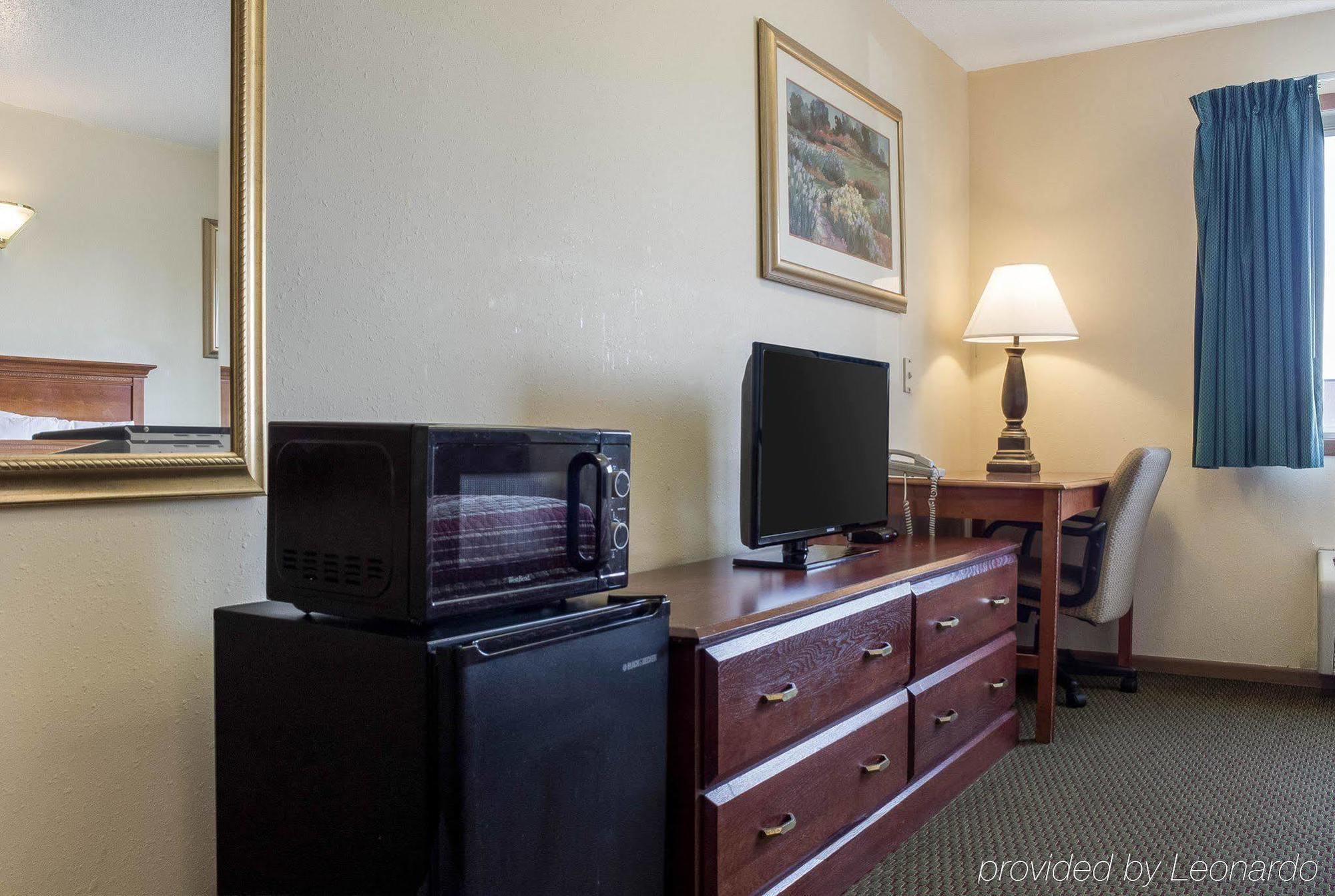 Rodeway Inn West Fargo Zewnętrze zdjęcie