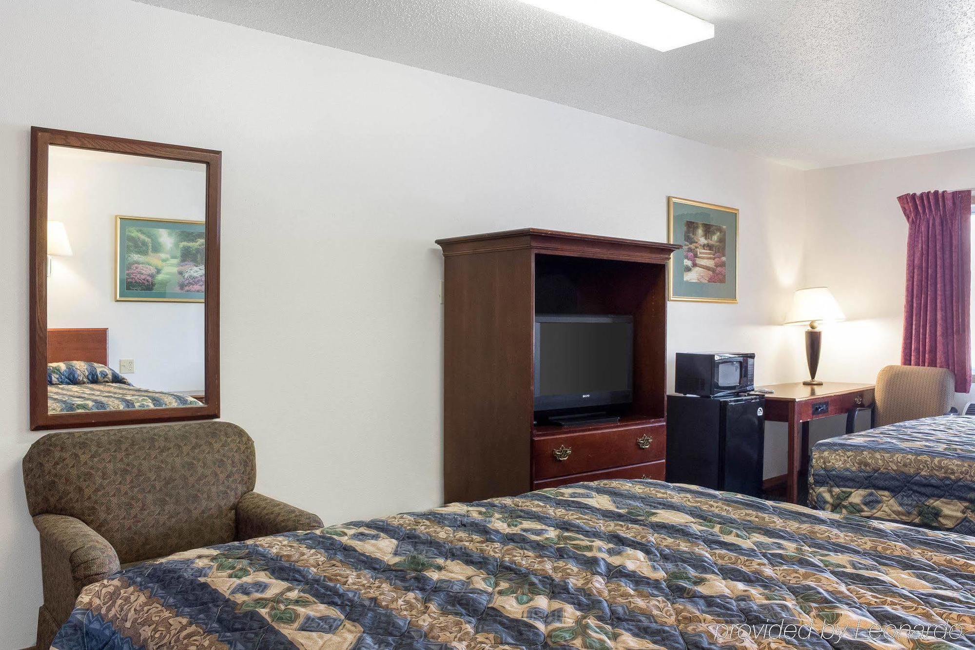Rodeway Inn West Fargo Zewnętrze zdjęcie